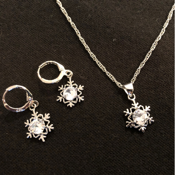 Snowflake Necklace and Earring SET - Wholesale - Brulla Girl LLC